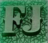 K22 Ambelyn Font - D to G Two Letter Bronze Rings