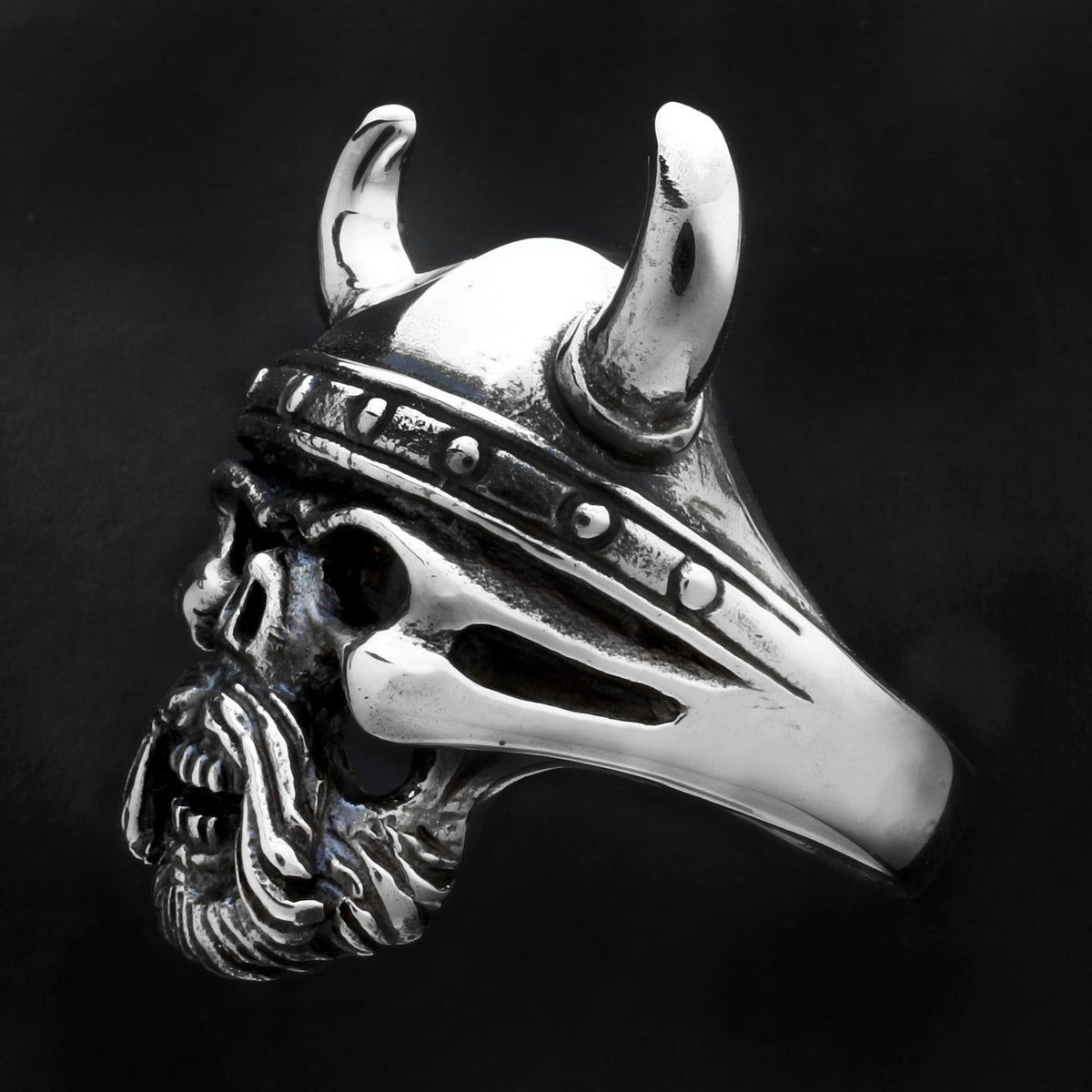 【LOOT】MAD of Viking 925 / 18K skull ring LOOT】MAD of Viking 925 / 18K skull ring