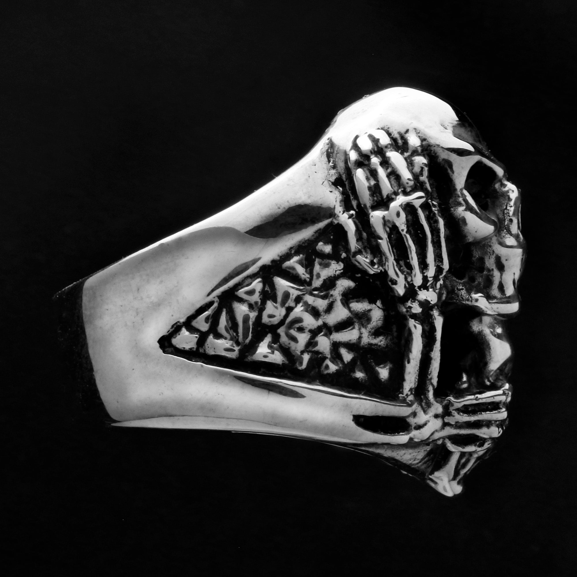 3 Skull Ring – Big Joes Biker Rings