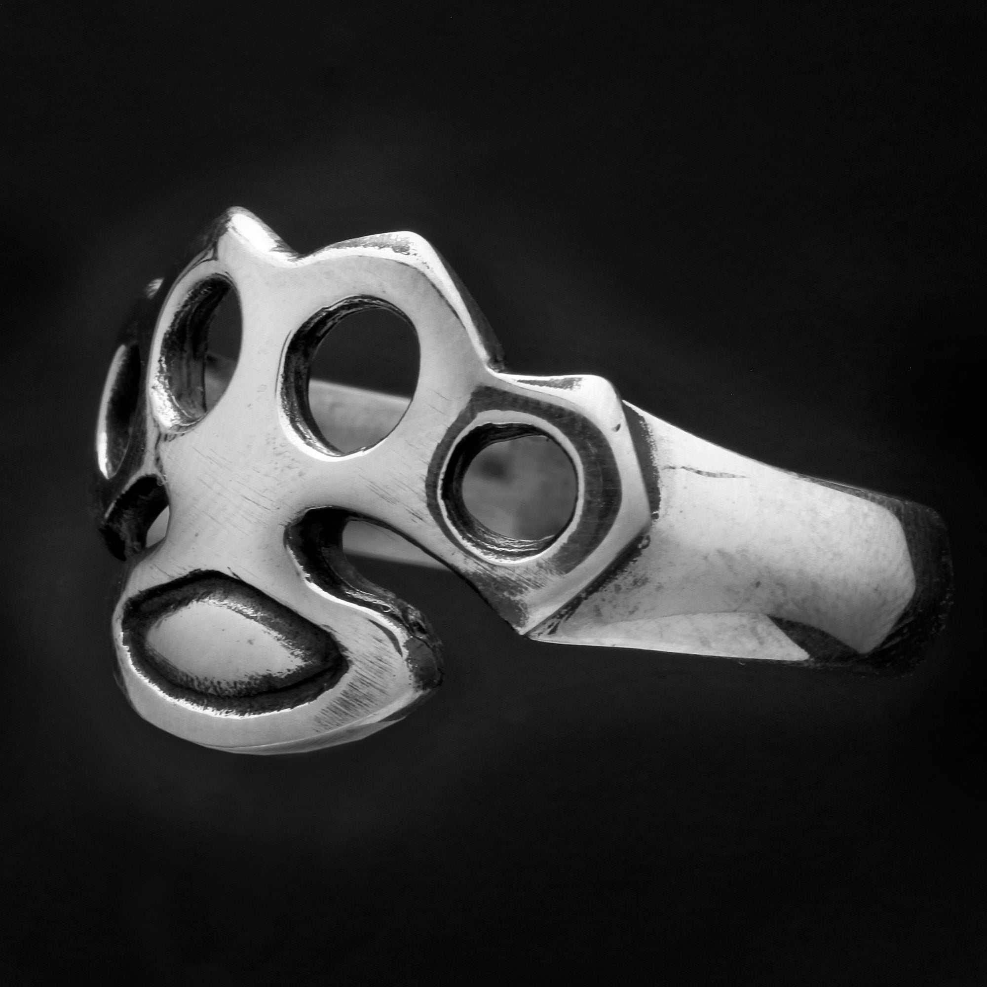 Black Iron Knuckle Duster